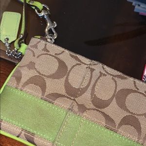 Wristlet